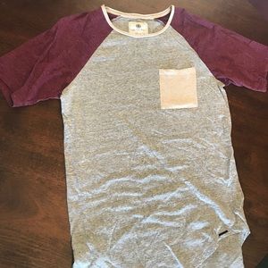 Modern Amusement. M T-shirt